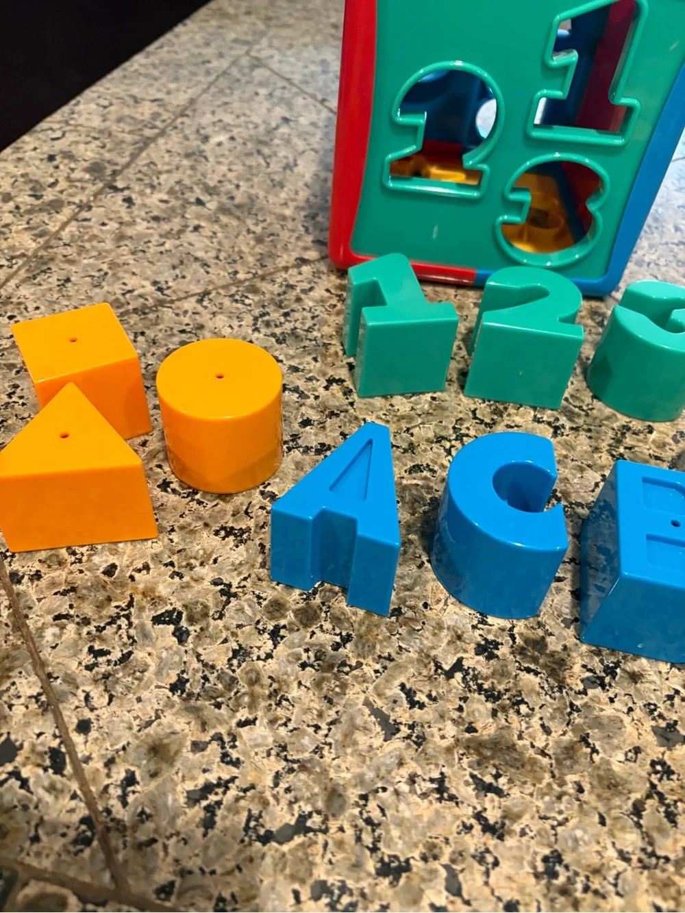Battat Shape Sorter Cube